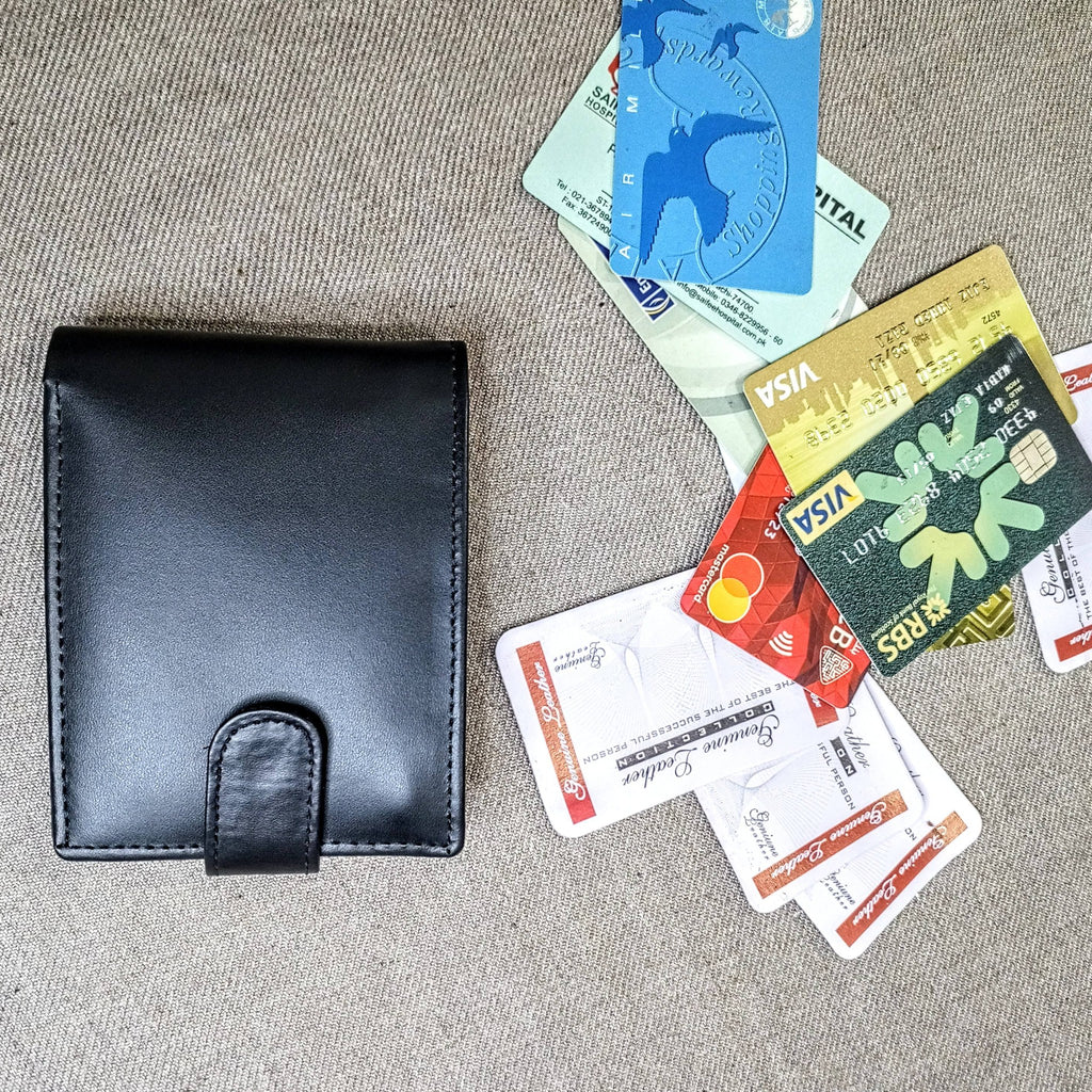 Single Button Wallet with Zip