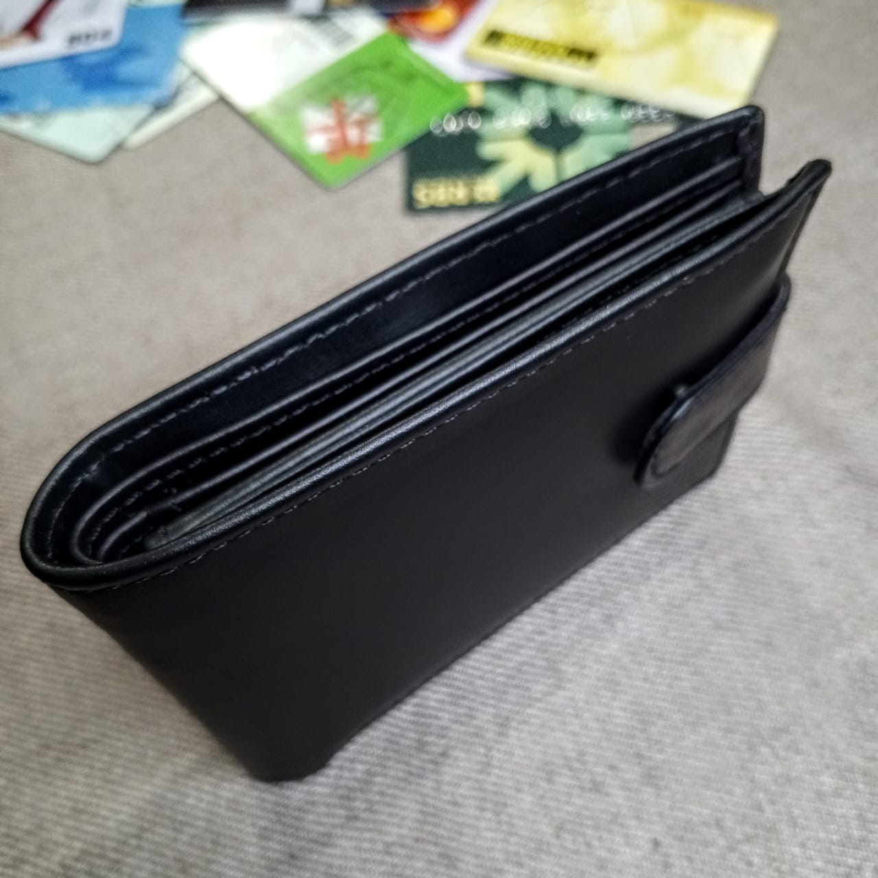 Single Button Wallet with Zip